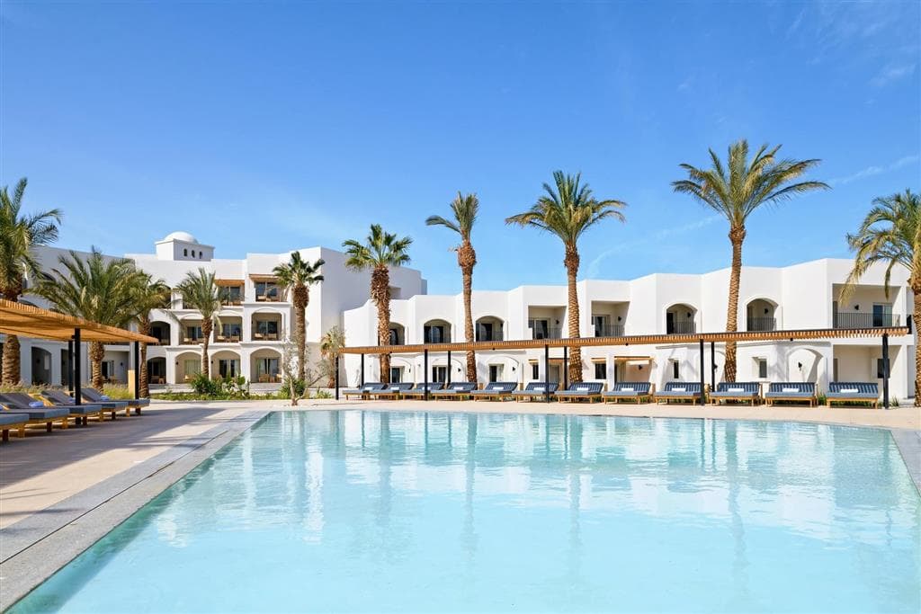 Serry Beach Resort