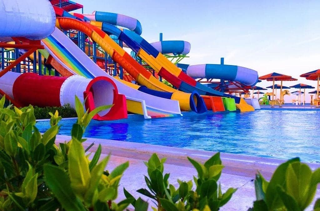 Hawaii Paradise Aqua Park Resort