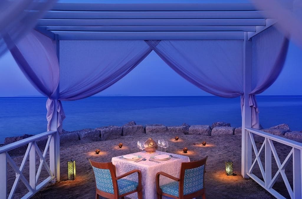 Hilton Plaza Hotel