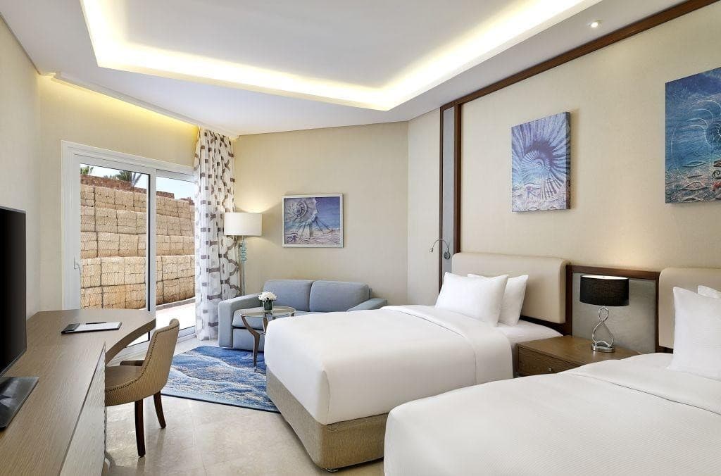 Hilton Plaza Hotel