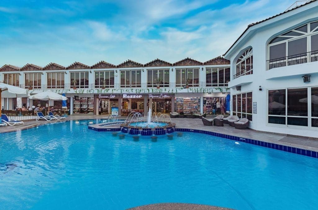 Minamark Beach Resort