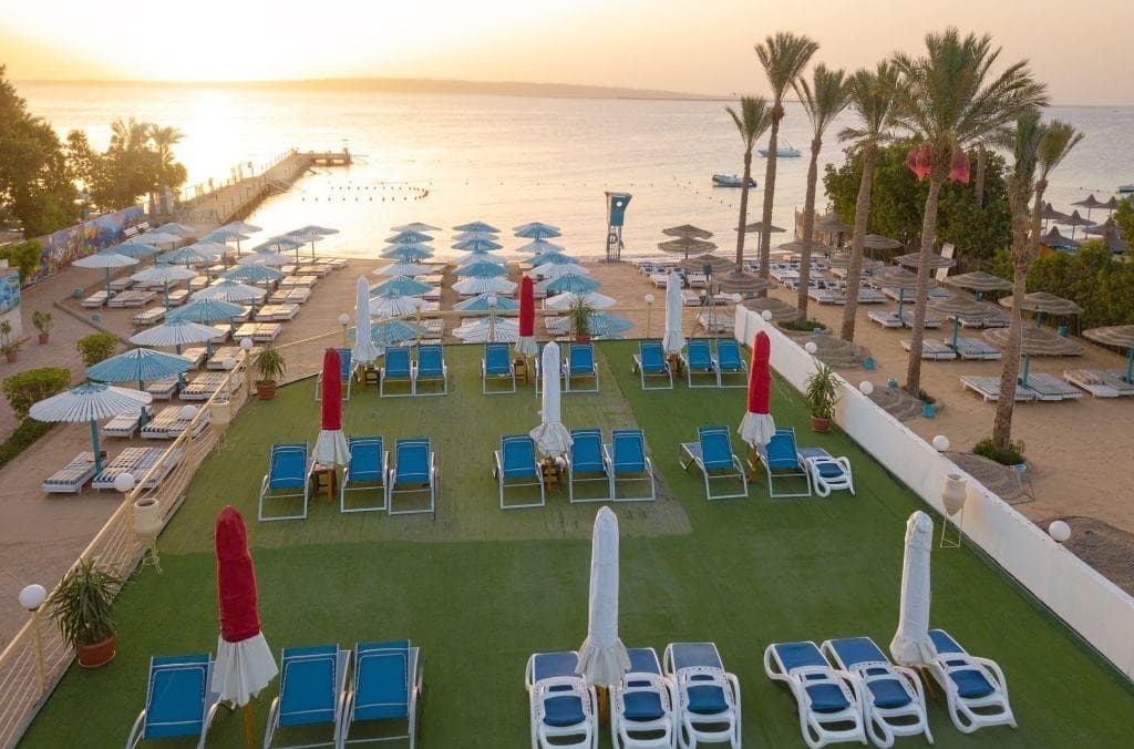 Minamark Beach Resort
