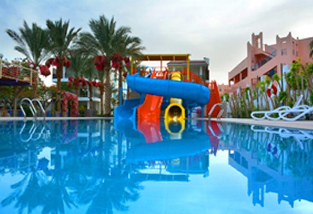 Minamark Beach Resort
