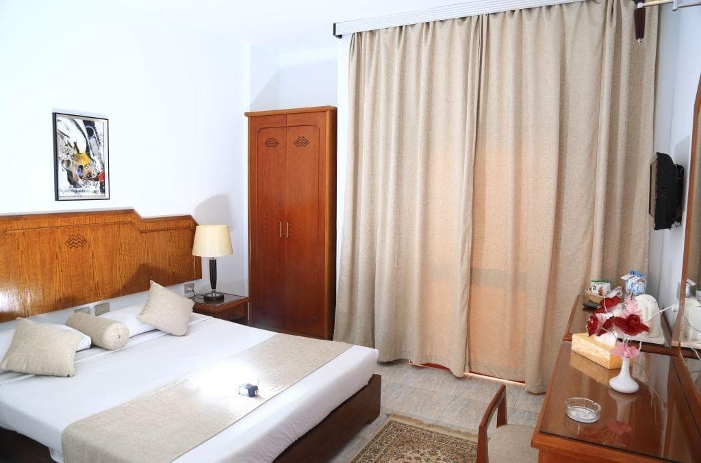 Minamark Beach Resort