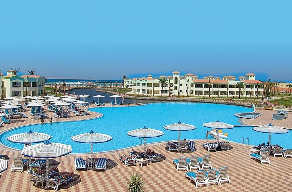 Pickalbatros Dana Beach Resort