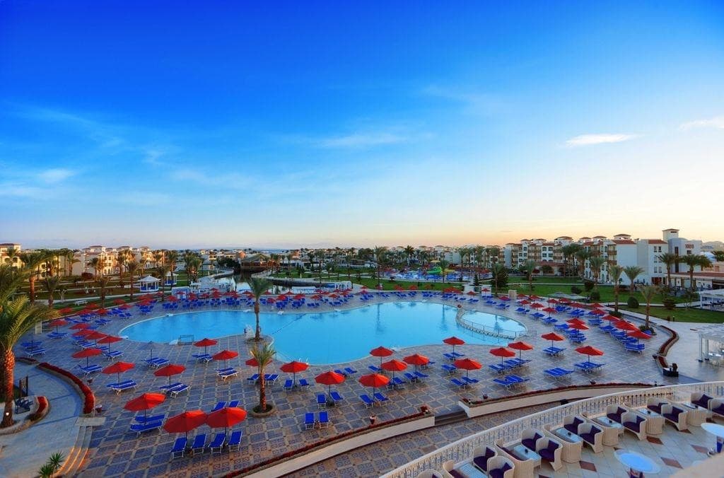Pickalbatros Dana Beach Resort