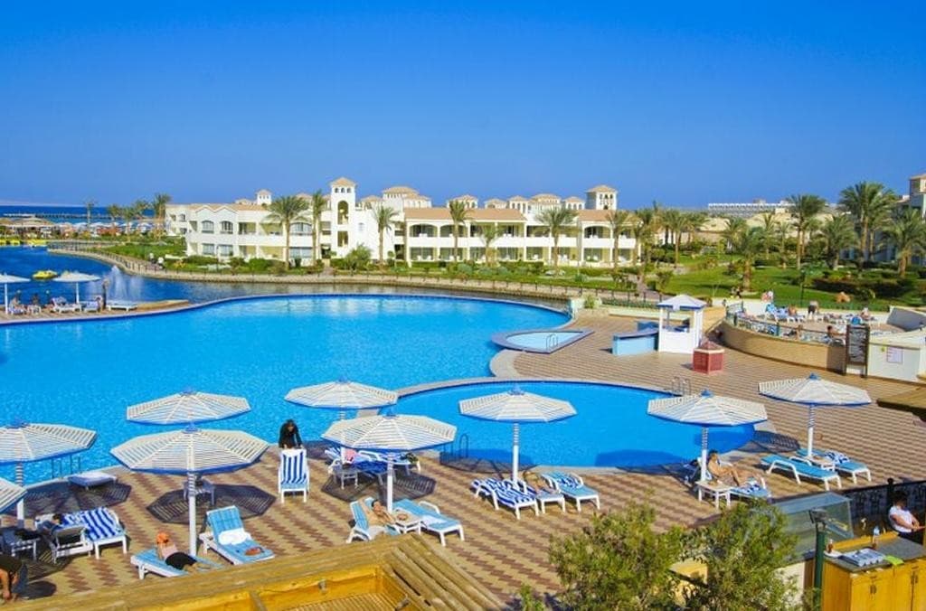 Pickalbatros Dana Beach Resort