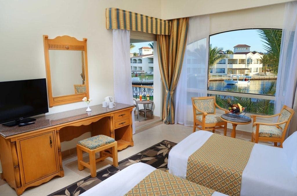 Pickalbatros Dana Beach Resort