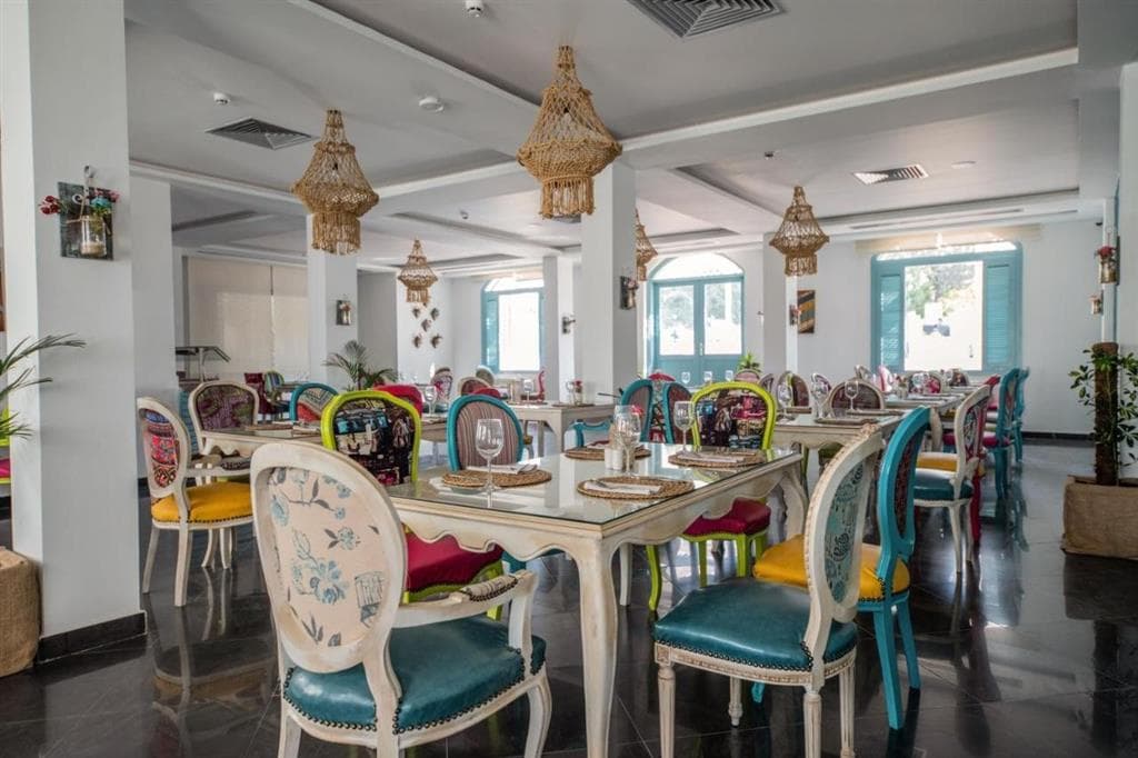 Meraki Resort