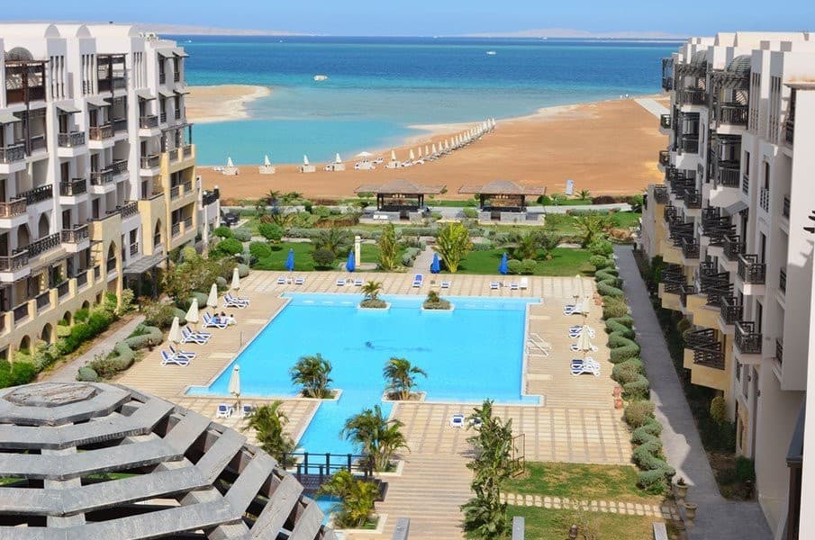 Gravity Hotel & Aqua Park