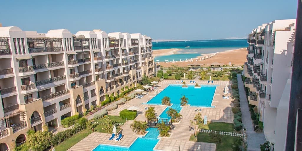 Gravity Hotel & Aqua Park