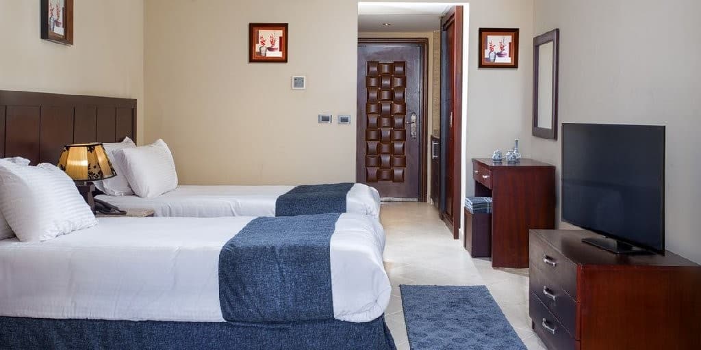 Gravity Hotel & Aqua Park