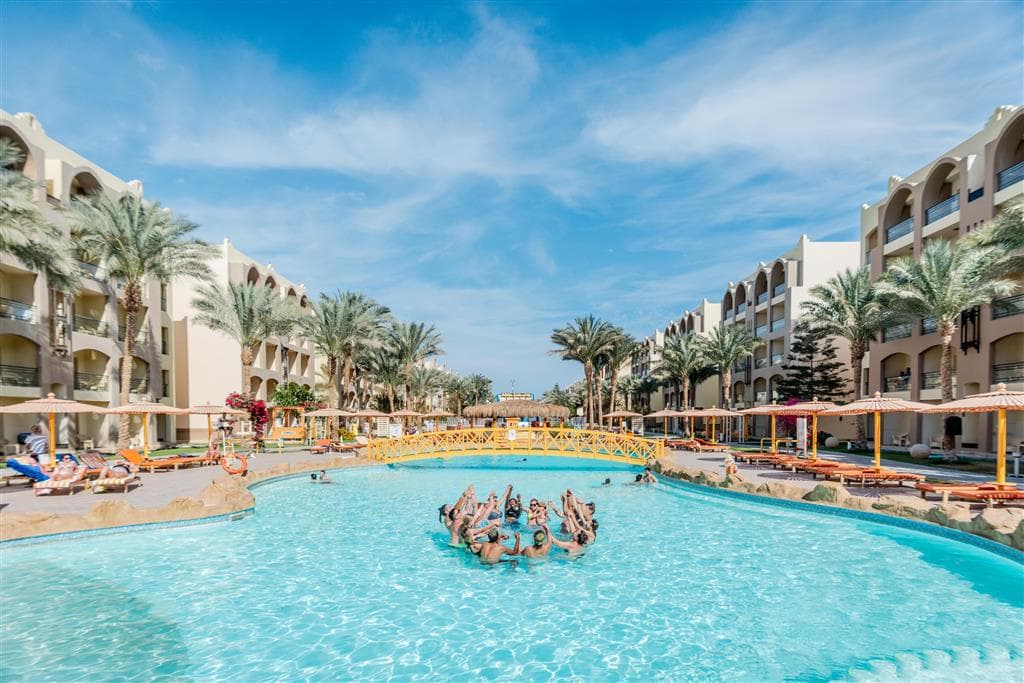 El Karma Aqua Beach Resort