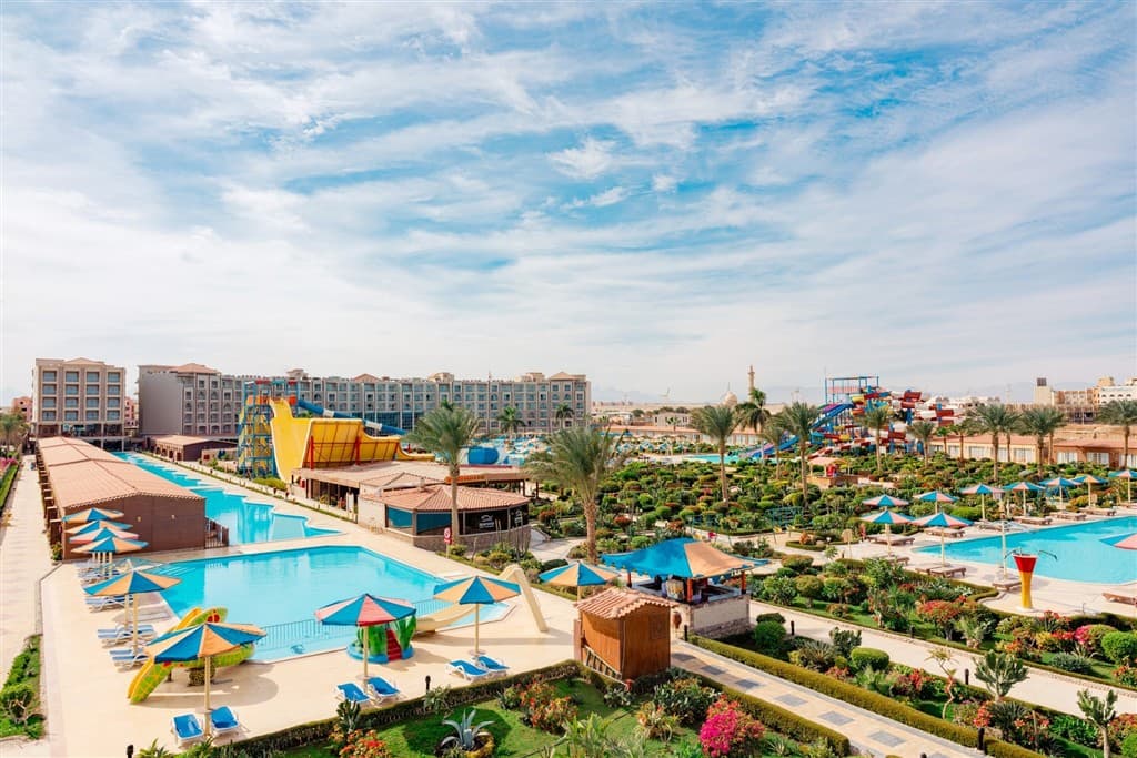 Sunrise Alora Aqua Park Resort