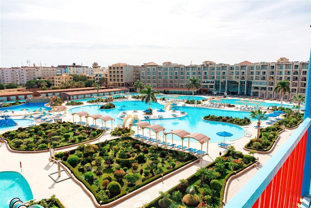 Sunrise Alora Aqua Park Resort