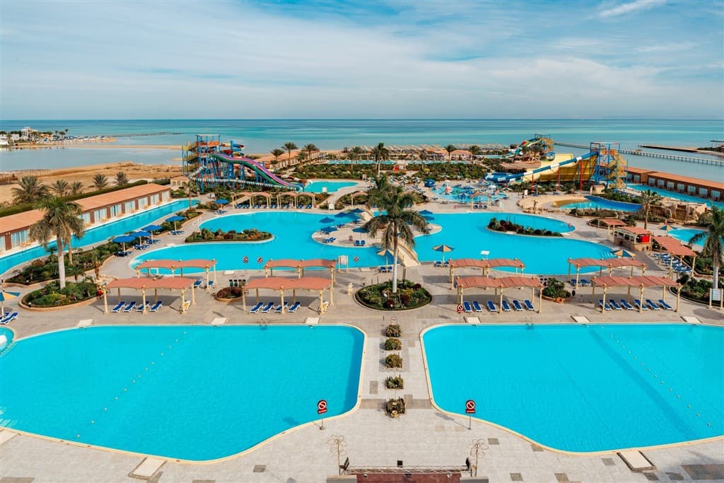 Sunrise Alora Aqua Park Resort