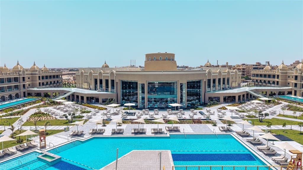 Hotel s bazénom