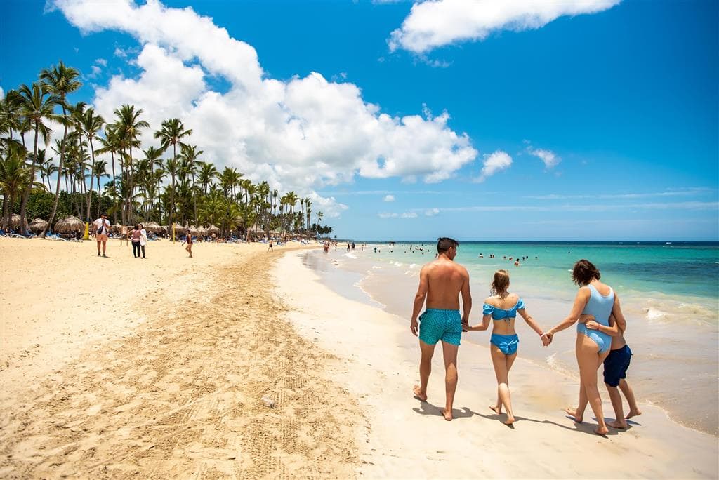 Grand Sirenis Cocotal Beach Resort & Aquagames