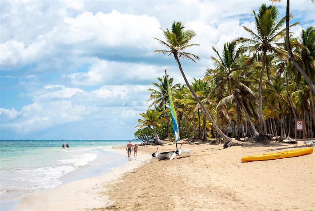 Grand Sirenis Cocotal Beach Resort & Aquagames