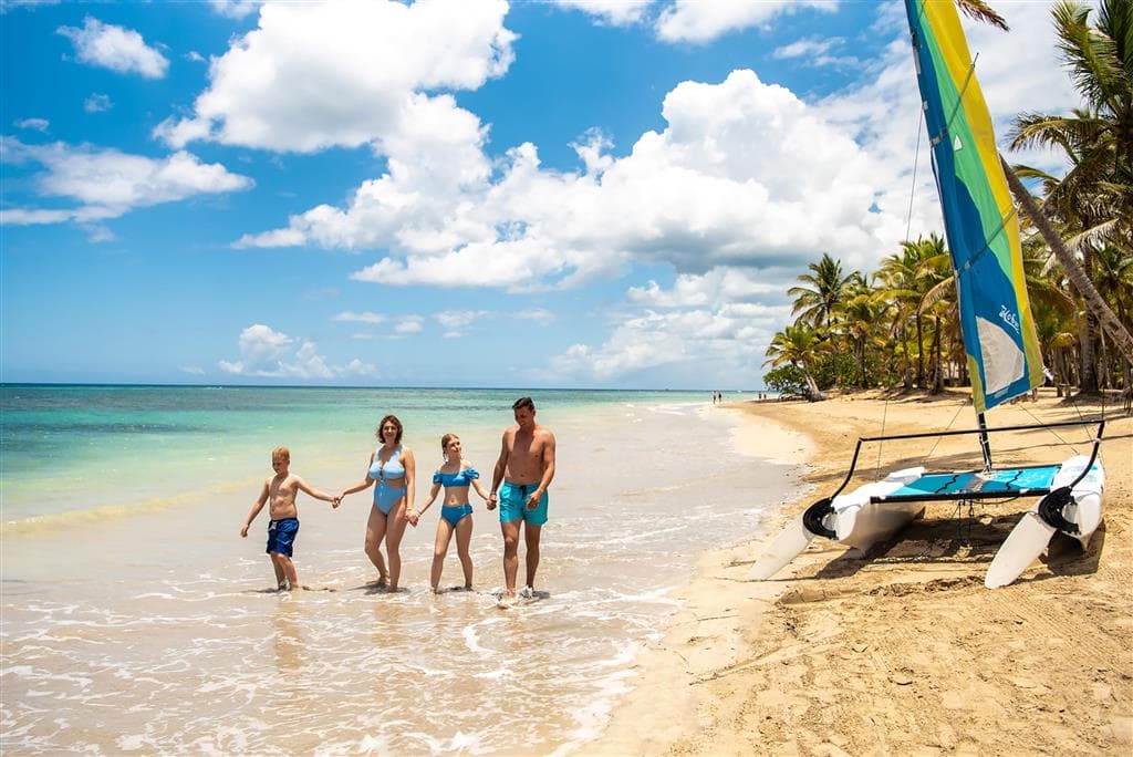 Grand Sirenis Cocotal Beach Resort & Aquagames