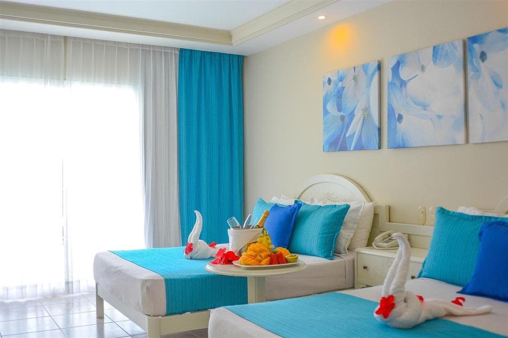 Vista Sol Punta Cana Beach Resort & Spa