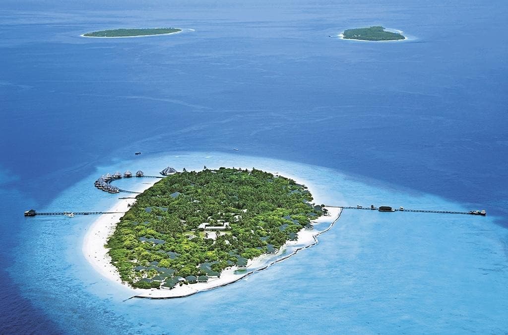 Adaaran Select Meedhupparu & Prestige Water Villas