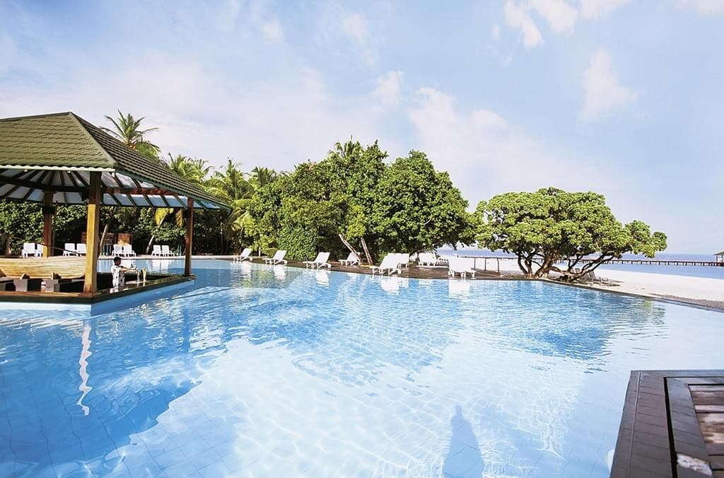 Adaaran Select Meedhupparu & Prestige Water Villas