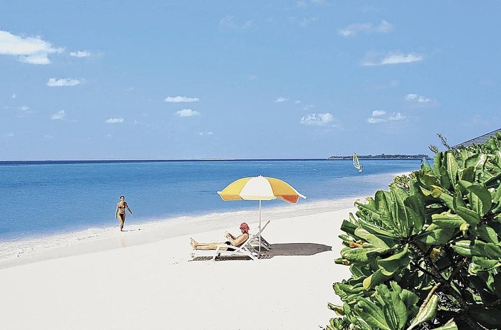 Adaaran Select Meedhupparu & Prestige Water Villas