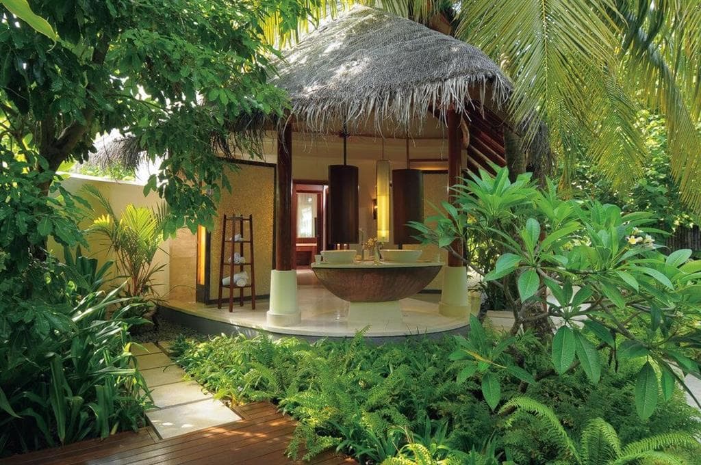 Constance Halaveli Maldives