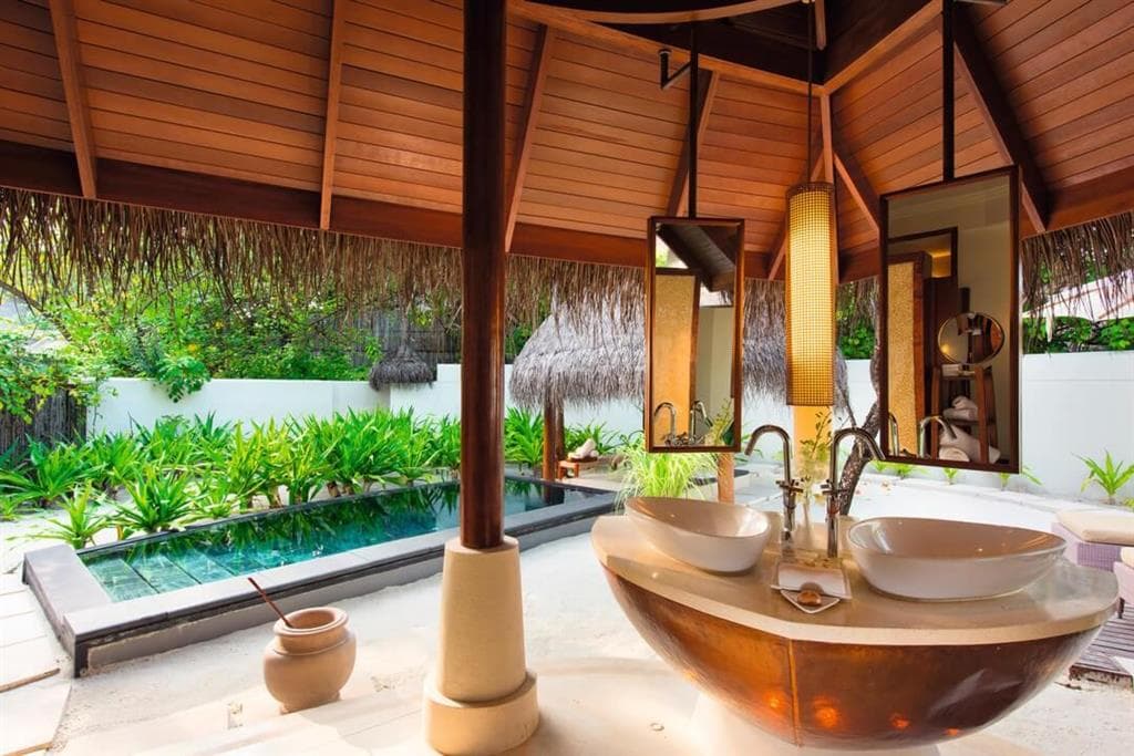Constance Halaveli Maldives
