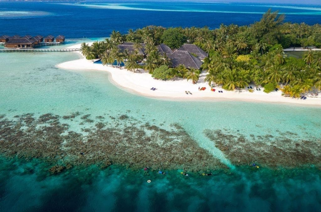 Vilamendhoo Island Resort & Spa