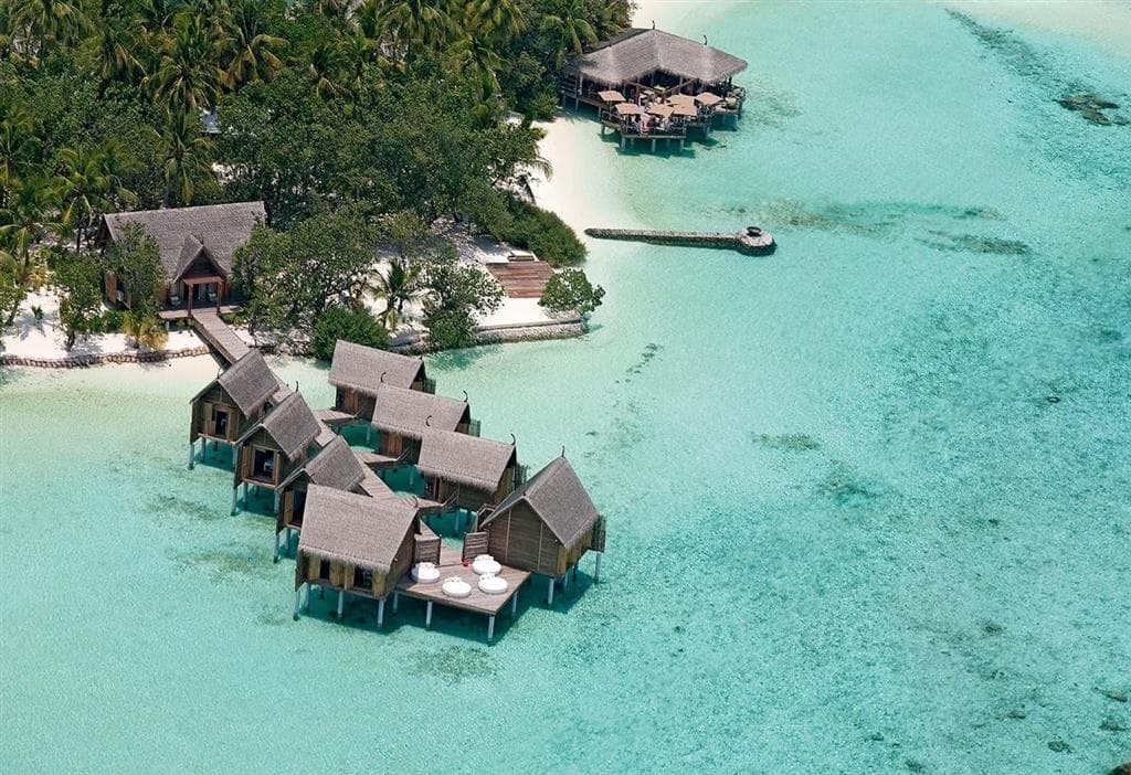 Constance Moofushi Maldives