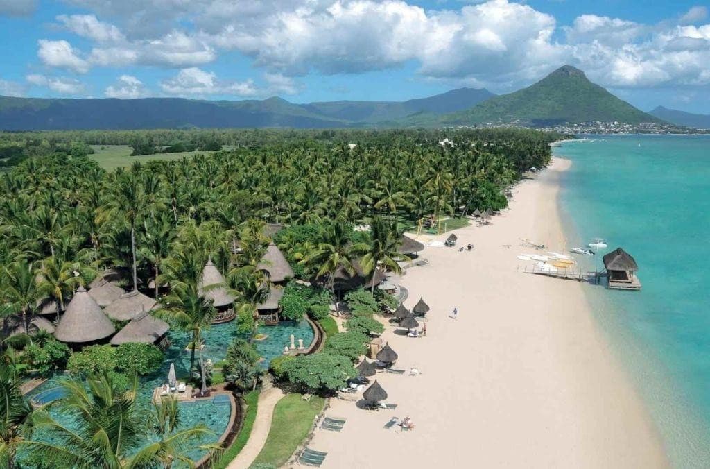 La Pirogue, A Sun Resort