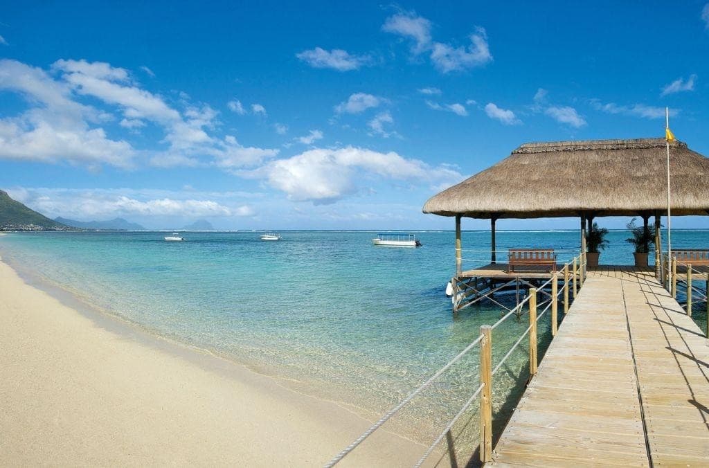 La Pirogue, A Sun Resort