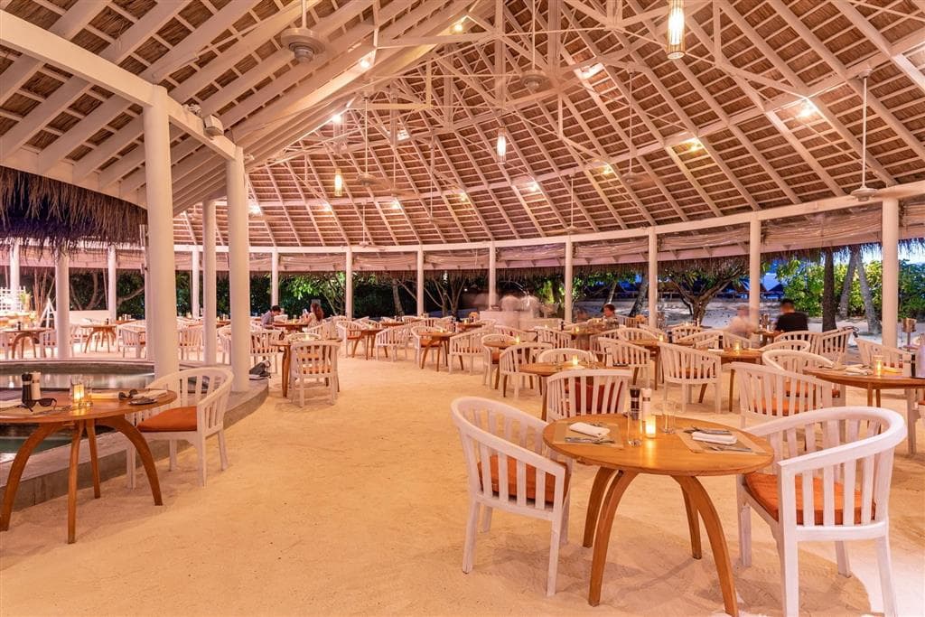 Lux* South Ari Atoll Resort & Villas