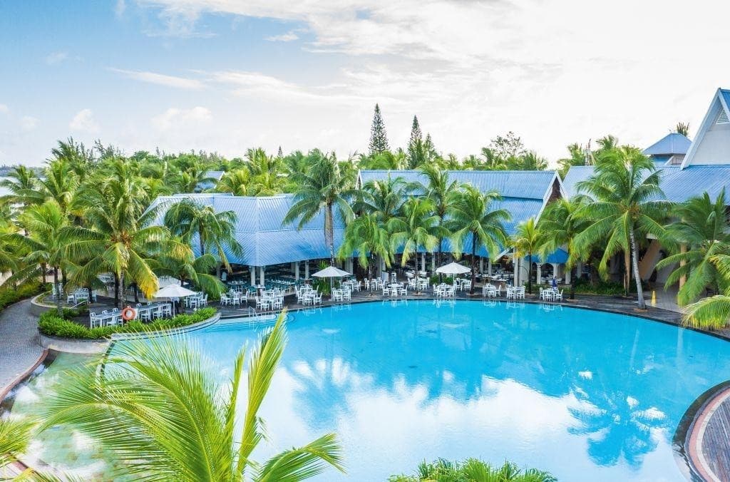 Victoria Beachcomber Resort & Spa