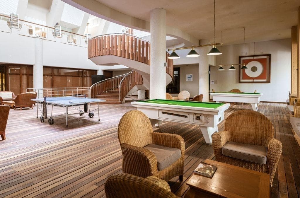 Victoria Beachcomber Resort & Spa