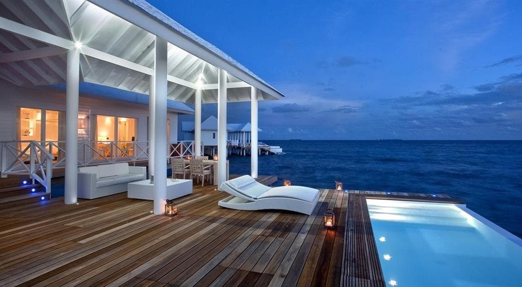 Diamonds Thudufushi