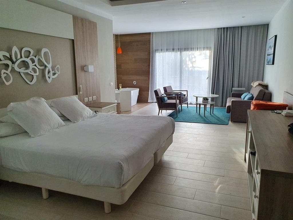Bahia Principe Luxury Ambar