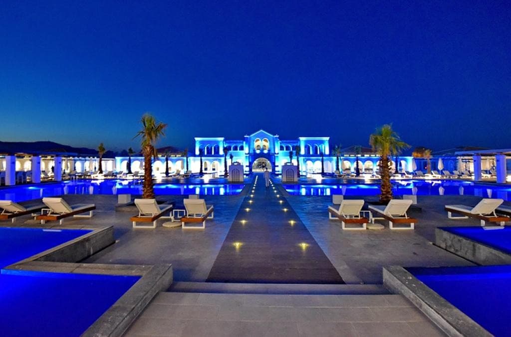 Anemos Luxury Grand Resort