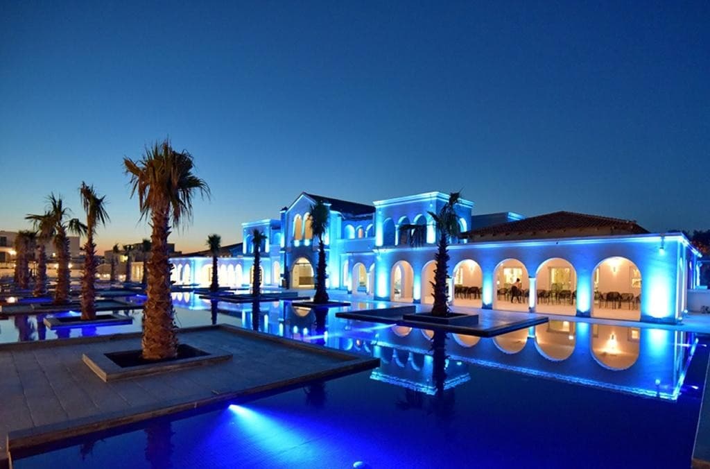 Anemos Luxury Grand Resort