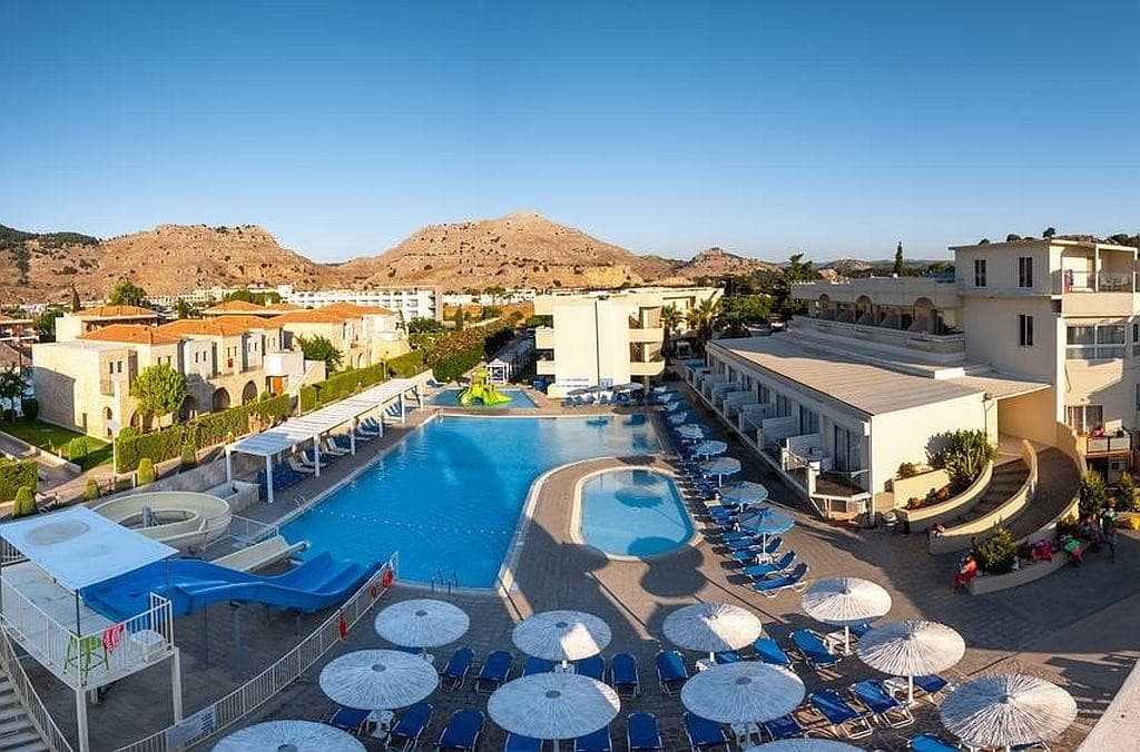 Delfinia Resort