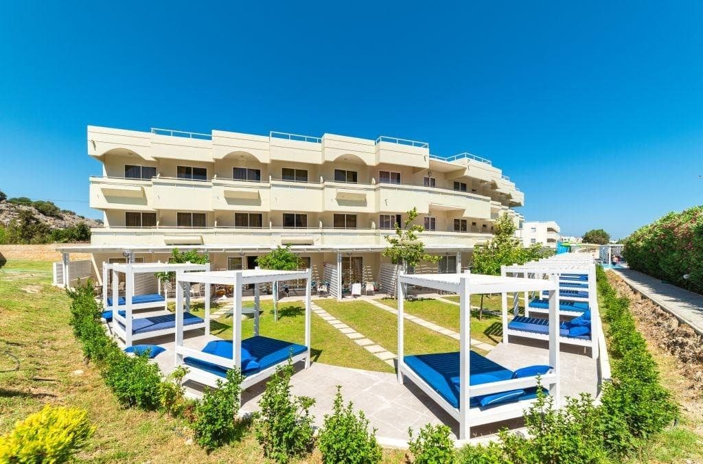 Delfinia Resort