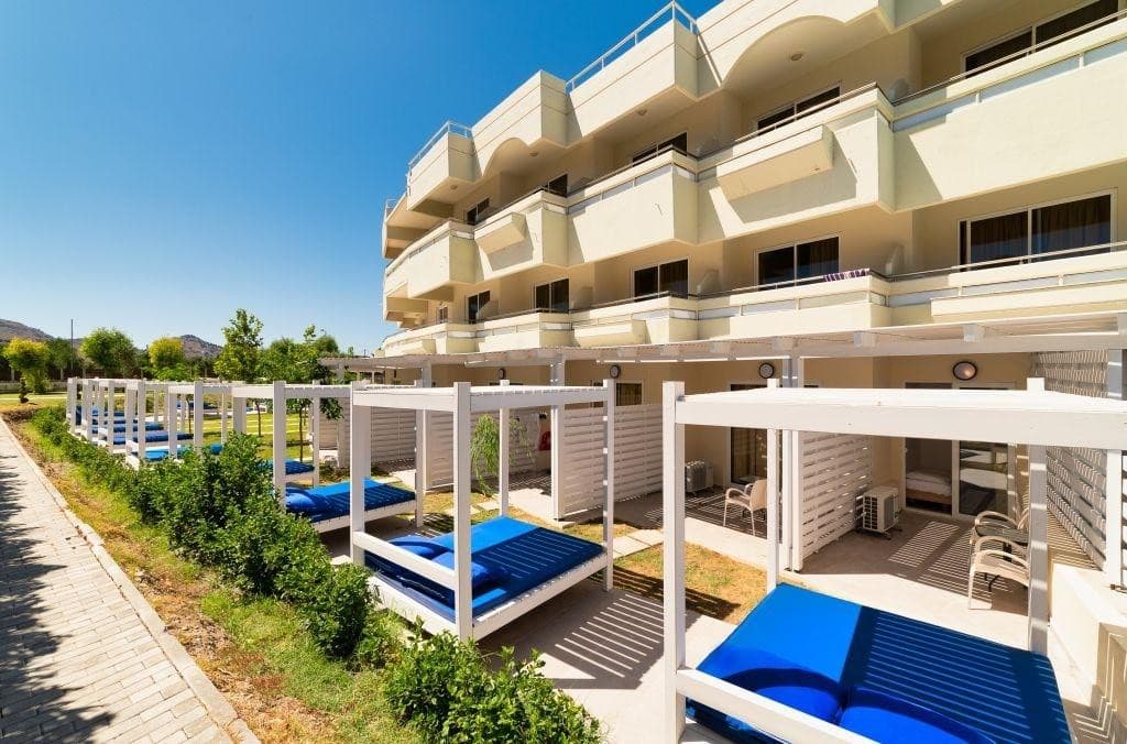 Delfinia Resort