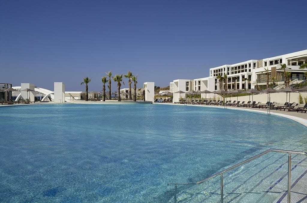 Knossos Beach Bungalows & Suites