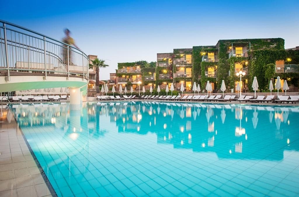 Bella Beach Resort