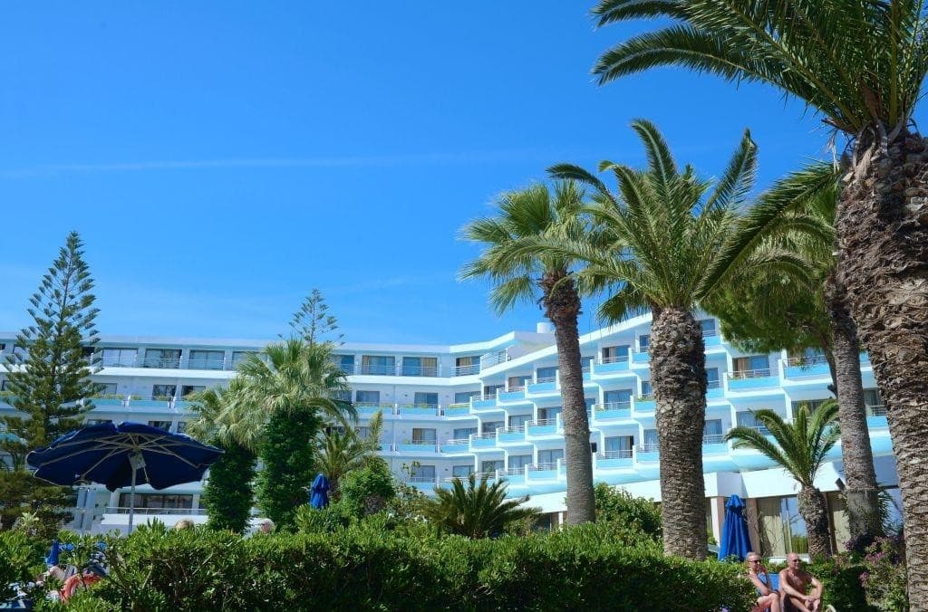 BLUE HORIZON