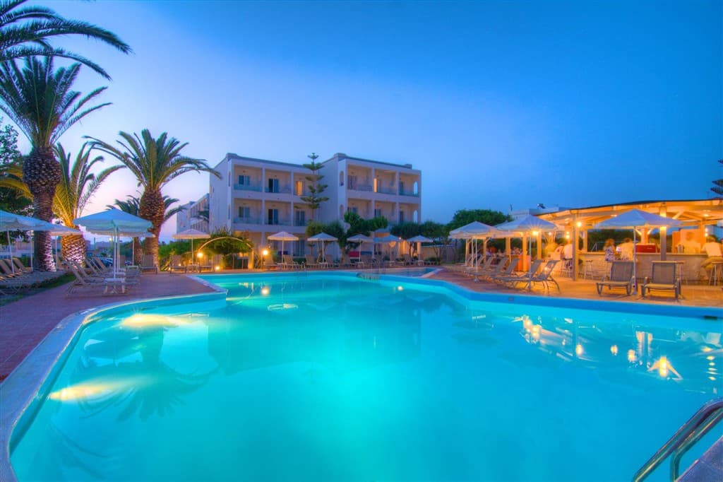 Hotel s bazénom