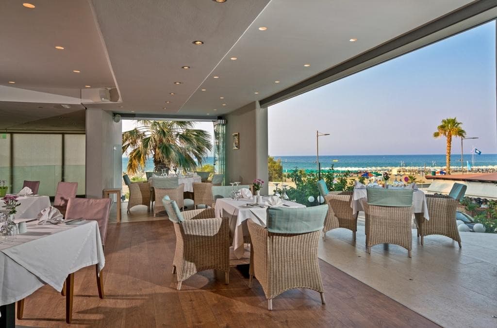 Kriti Beach Hotel