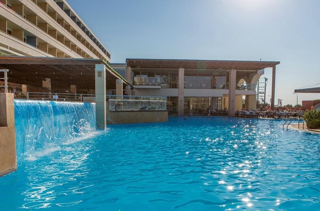 Oceanis Beach